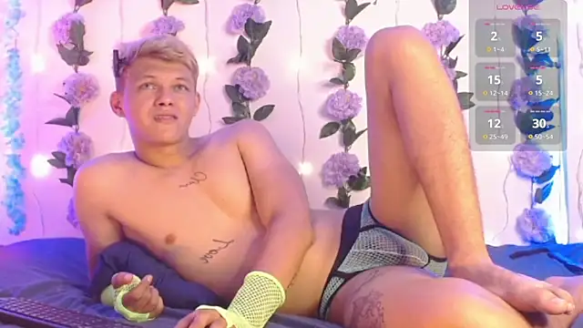 izan 20 online show from 03-04-26, 10:05