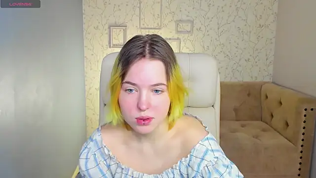 Manic pixie  online show from 02-02-25, 10:57