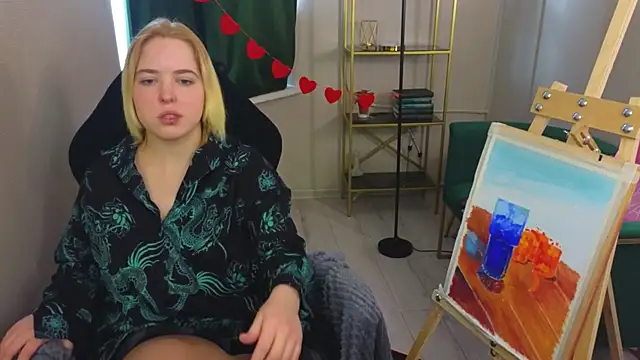 Manic pixie  online show from 02-16-25, 11:05