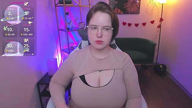 Manic pixie  online show from 03-13-26, 04:13