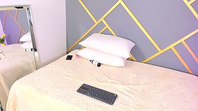 Alaia Colins online show from 02-03-25, 08:35