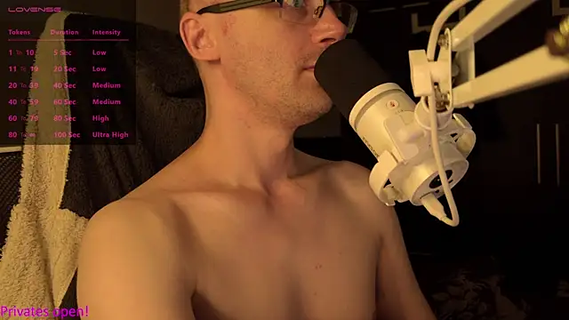 Moonsire1 online show from 07-23-26, 07:12