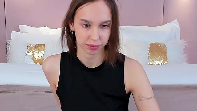 SandraTucker online show from 03-08-26, 02:59