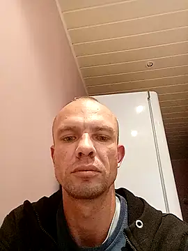Snapshot of russot chatting on 01-21-25, 07:58 russot online show from 01-21-25, 07:58