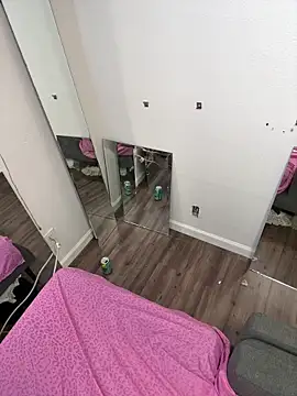 I am babydoll online show from 12-19-25, 06:31