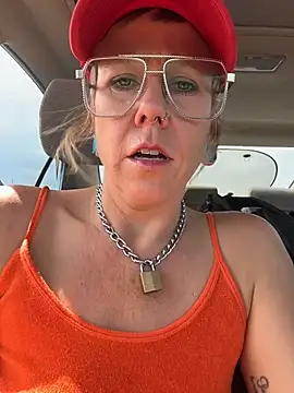 I am babydoll online show from 04-25-26, 10:07