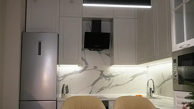 Sofa 01 online show from 01-08-26, 03:36