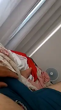 Snapshot of Trixboy201 chatting on 01-24-25, 12:52 Trixboy201 online show from 01-24-25, 12:52