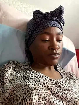 Snapshot of Meerawantsyou chatting on 11-03-25, 06:20 Meerawantsyou online show from 11-03-25, 06:20