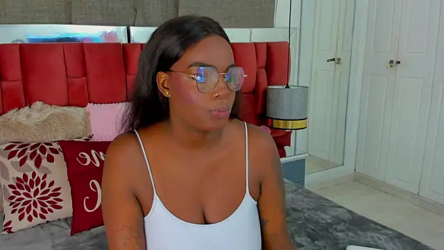 Snapshot of NatyParker chatting on 11-01-25, 01:57 NatyParker online show from 11-01-25, 01:57