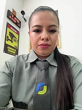 Snapshot of Ariana-07 chatting on 04-29-26, 01:15 Ariana-07 online show from 04-29-26, 01:15