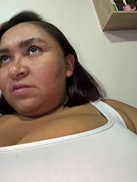 KarlaWild online show from 02-11-25, 01:52