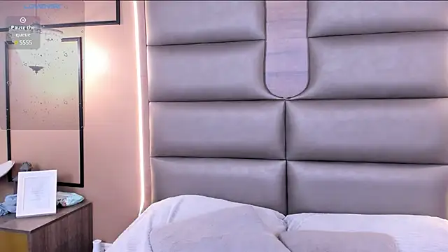 Snapshot of CAYLINCOLLINS chatting on 03-08-25, 07:16 CAYLINCOLLINS online show from 03-08-25, 07:16