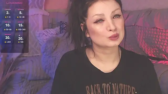 BritneyBarker online show from 12-30-24, 05:26