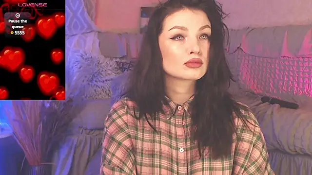 BritneyBarker online show from 12-31-24, 02:40