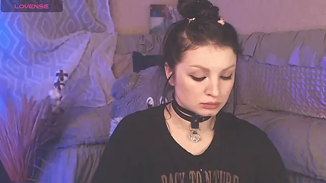 BritneyBarker online show from 01-11-25, 06:03