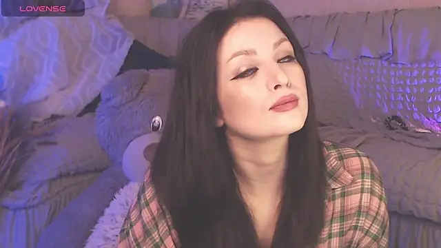 BritneyBarker online show from 01-15-25, 12:51