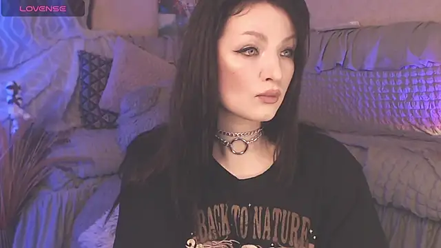 BritneyBarker online show from 01-25-25, 01:54