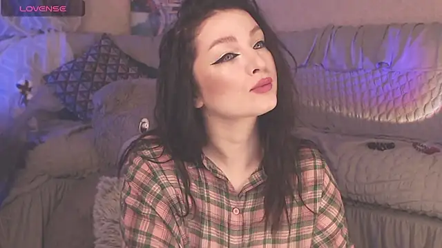 BritneyBarker online show from 03-12-25, 01:36