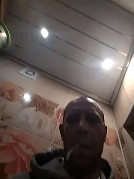 Snapshot of MaxDevilWhite chatting on 11-08-25, 06:24 MaxDevilWhite online show from 11-08-25, 06:24