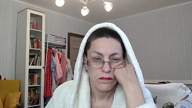 Soffya Soy online show from 05-28-26, 06:32