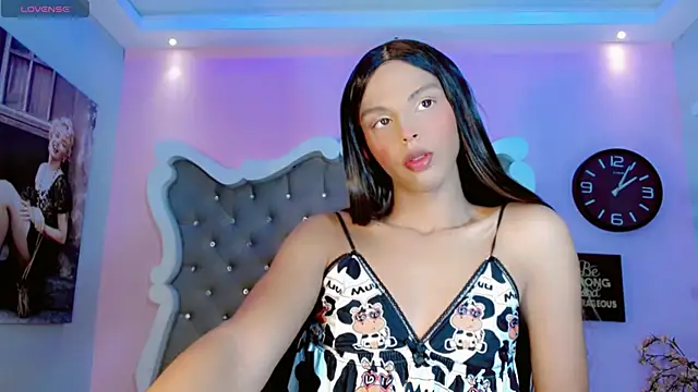 CamiiGarcia online show from 02-17-25, 11:55