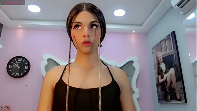 CamiiGarcia online show from 02-22-25, 11:24