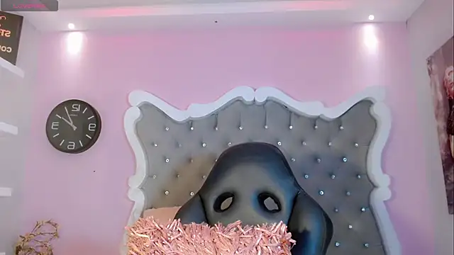 CamiiGarcia online show from 02-22-25, 05:35