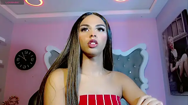 CamiiGarcia online show from 03-07-25, 02:34