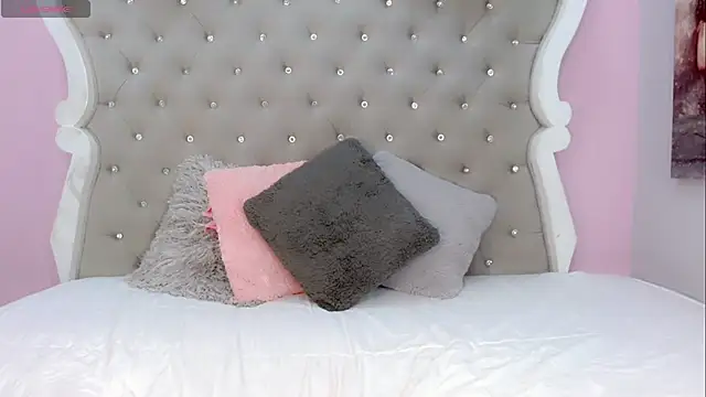 CamiiGarcia online show from 03-11-25, 05:46