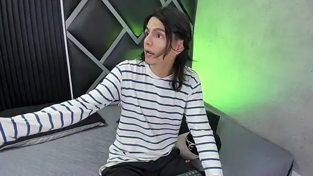 Martshall09 online show from 10-28-25, 09:50