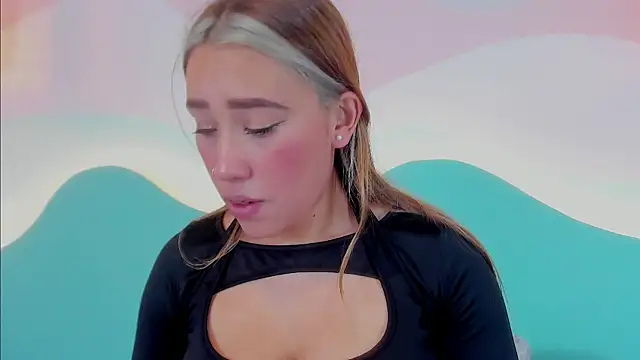 Lannajansen online show from 10-23-25, 04:39