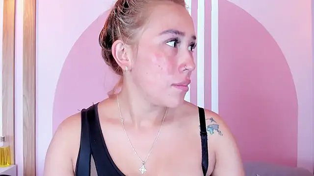 Lannajansen online show from 04-06-26, 01:23