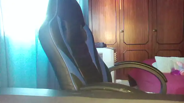 Snapshot of bunnyfox420 chatting on 10-02-25, 12:45 bunnyfox420 online show from 10-02-25, 12:45