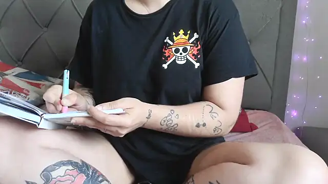 bunnyfox420 online show from 04-22-26, 03:24