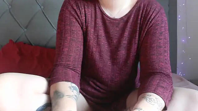 bunnyfox420 online show from 04-24-26, 07:44