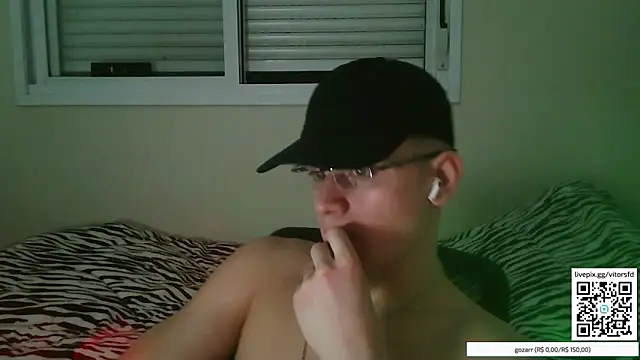 vitorsafado19 online show from 10-27-25, 01:31