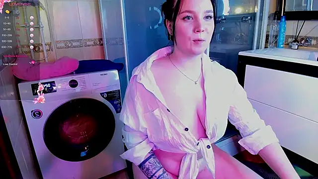 maya suun online show from 03-12-25, 02:56