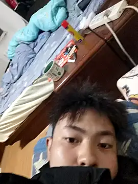 Snapshot of zxc78911 chatting on 10-16-25, 12:06 zxc78911 online show from 10-16-25, 12:06