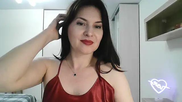 Victoria Glam online show from 01-31-25, 12:28