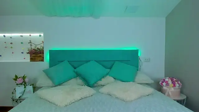 Snapshot of mars_elina_ chatting on 03-08-25, 02:30 mars elina online show from 03-08-25, 02:30