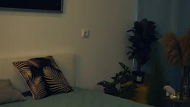 VeronaCritchlow online show from 02-21-25, 11:44