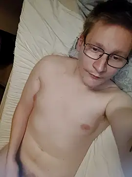 Snapshot of Arttuforyounakedboy chatting on 02-24-26, 02:53 Arttuforyounakedboy online show from 02-24-26, 02:53