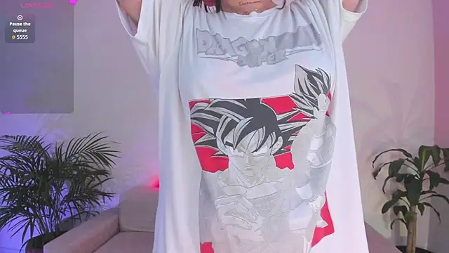 Snapshot of Hannah_Jonhson chatting on 11-25-25, 10:54 Hannah Jonhson online show from 11-25-25, 10:54