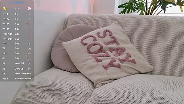 GerberaBlooms77 online show from 03-26-26, 08:25