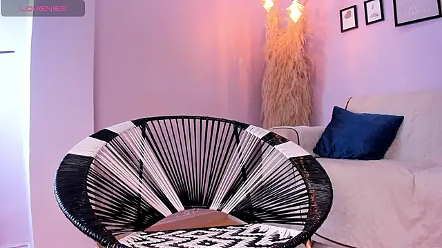 alana rossetti online show from 09-18-25, 12:40