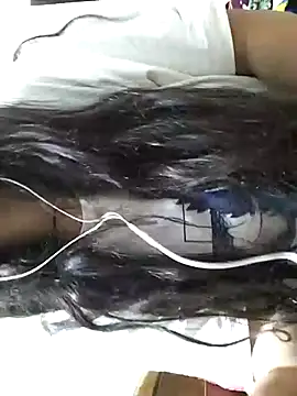 Snapshot of AKANSHA_7 chatting on 03-07-25, 01:40 AKANSHA 7 online show from 03-07-25, 01:40