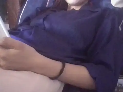 Snapshot of AKANSHA_7 chatting on 10-20-25, 06:58 AKANSHA 7 online show from 10-20-25, 06:58