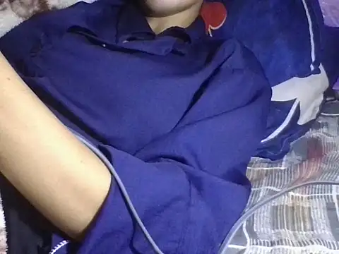 Snapshot of AKANSHA_7 chatting on 10-29-25, 08:10 AKANSHA 7 online show from 10-29-25, 08:10