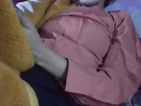 Snapshot of AKANSHA_7 chatting on 11-08-25, 03:45 AKANSHA 7 online show from 11-08-25, 03:45